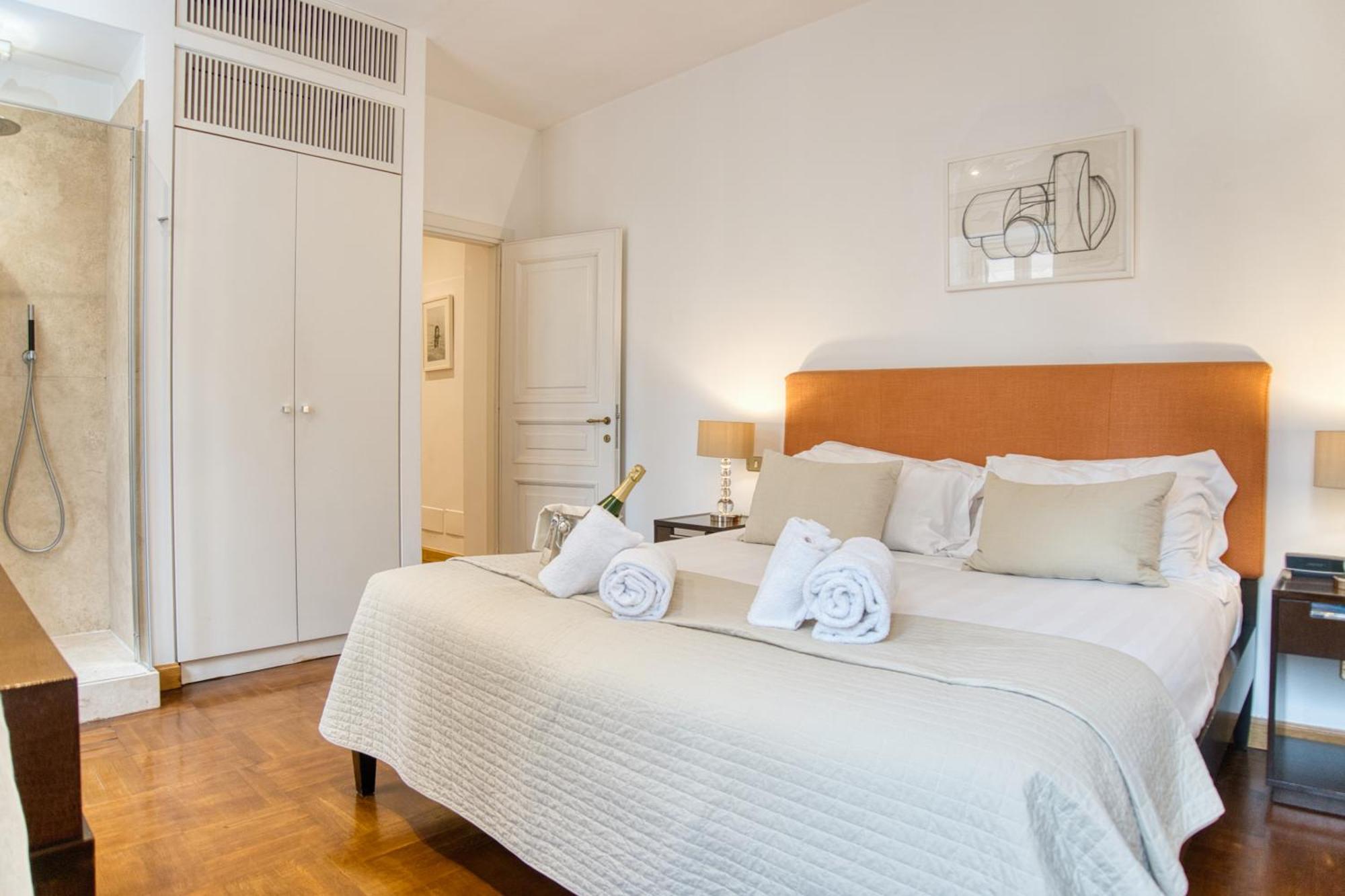 Orsoline Boutique Apartments - Best Position In Рим Экстерьер фото