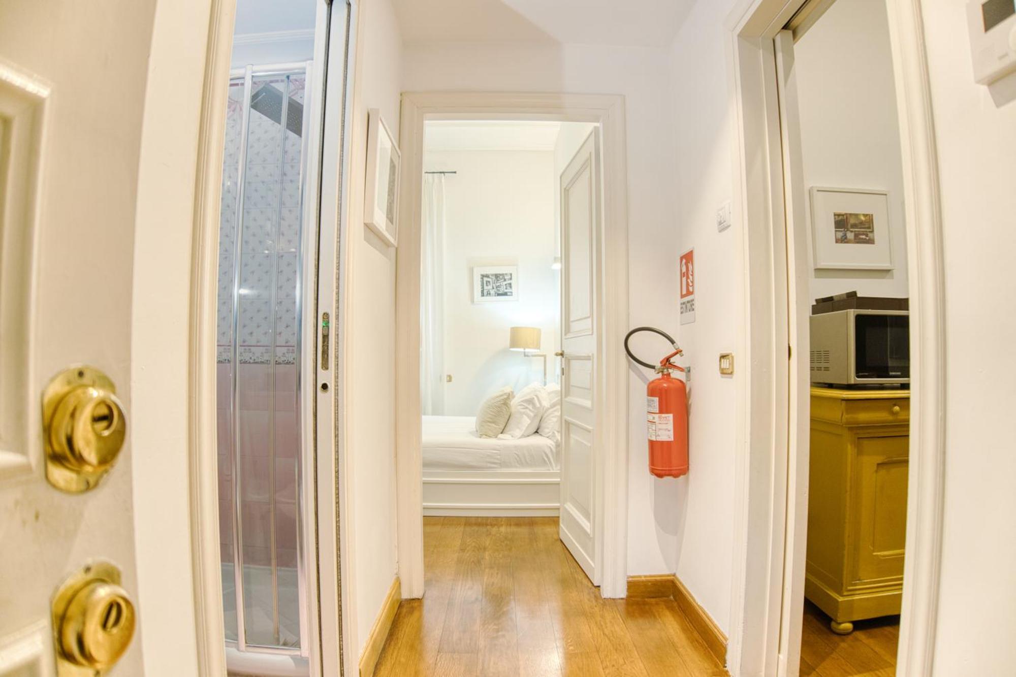Orsoline Boutique Apartments - Best Position In Рим Экстерьер фото