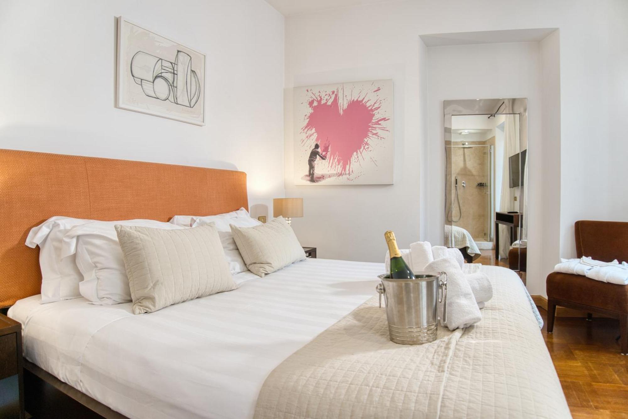 Orsoline Boutique Apartments - Best Position In Рим Экстерьер фото