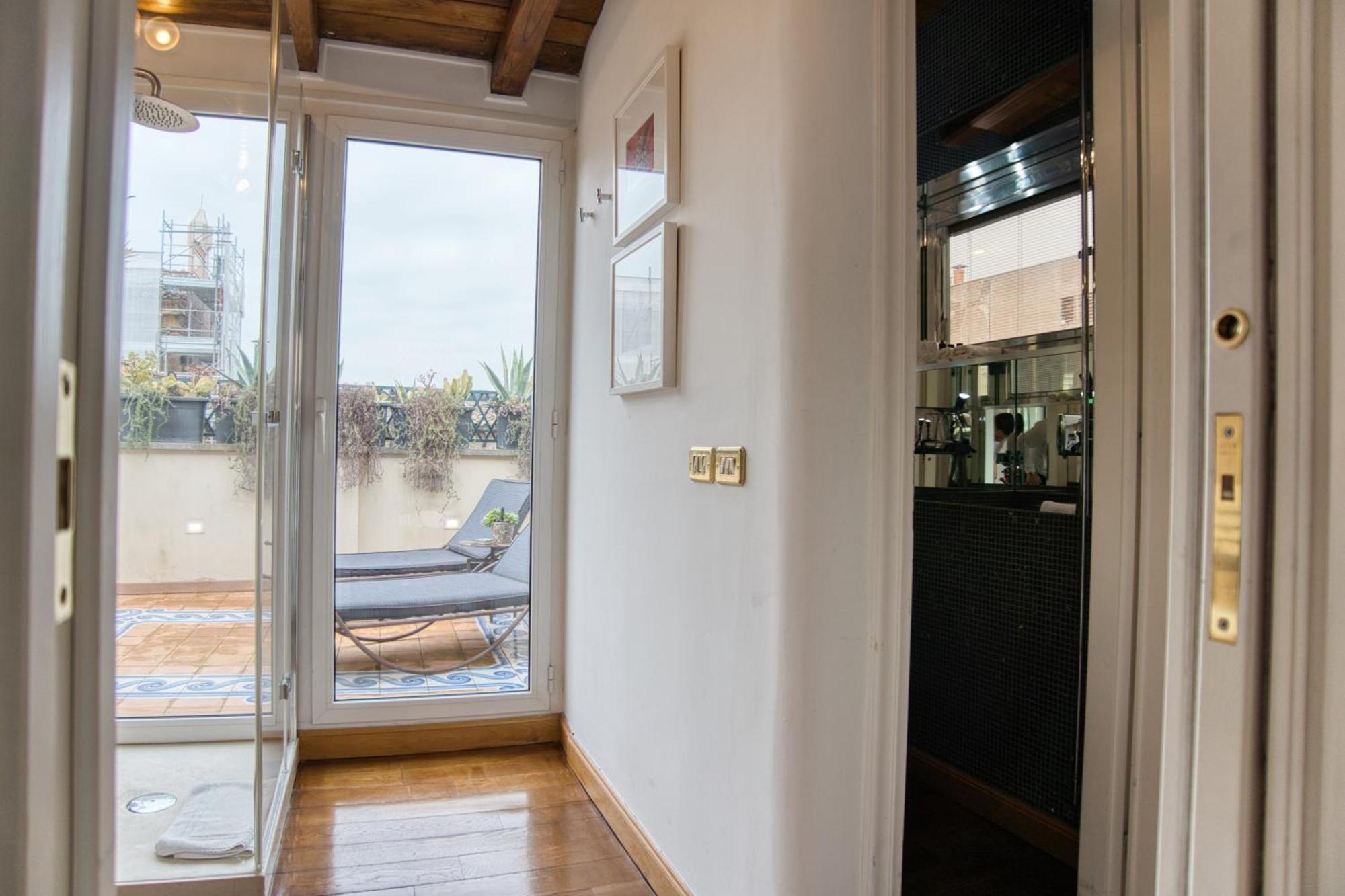 Orsoline Boutique Apartments - Best Position In Рим Экстерьер фото
