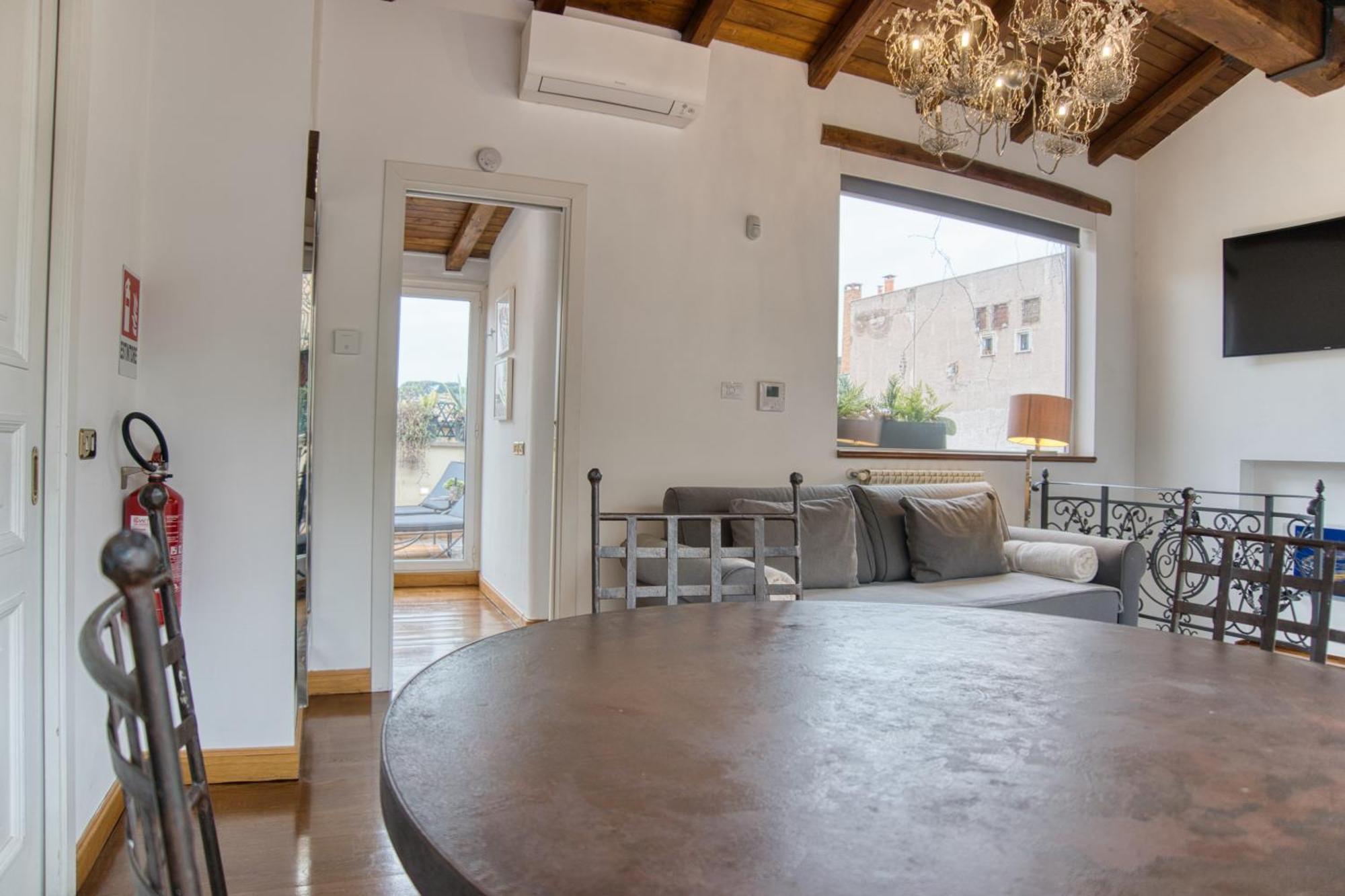 Orsoline Boutique Apartments - Best Position In Рим Экстерьер фото